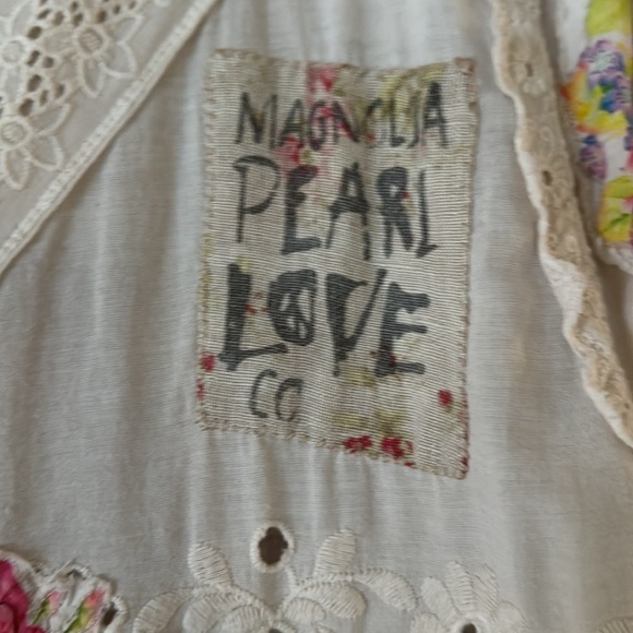 Magnificent Magnolia Pearl Dress, Cat, Bird and Flower Appliqué worn 3 times! - Picture 9 of 11